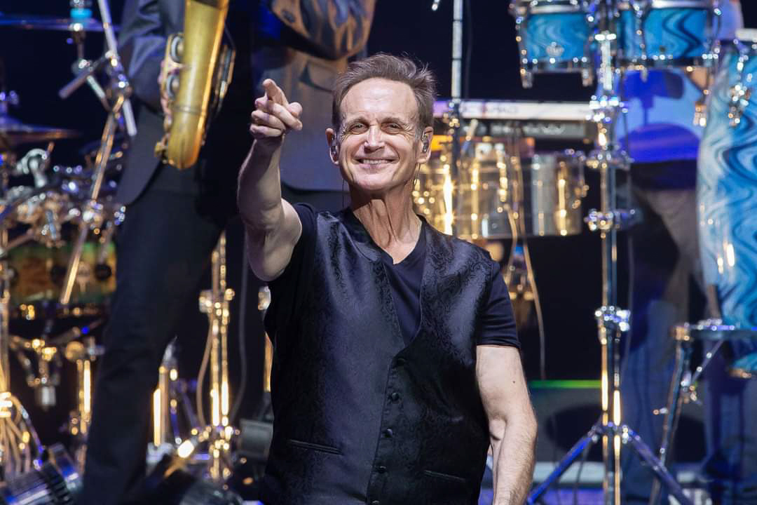 Neil Donell Live 2019
